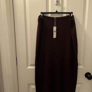 Eileen Fisher plum color knit skirt